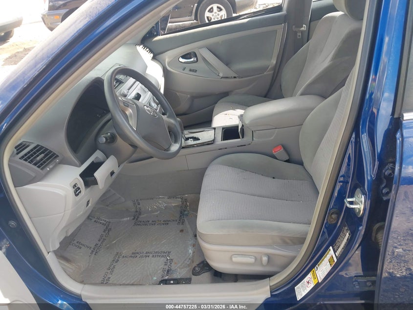 2010 Toyota Camry Le