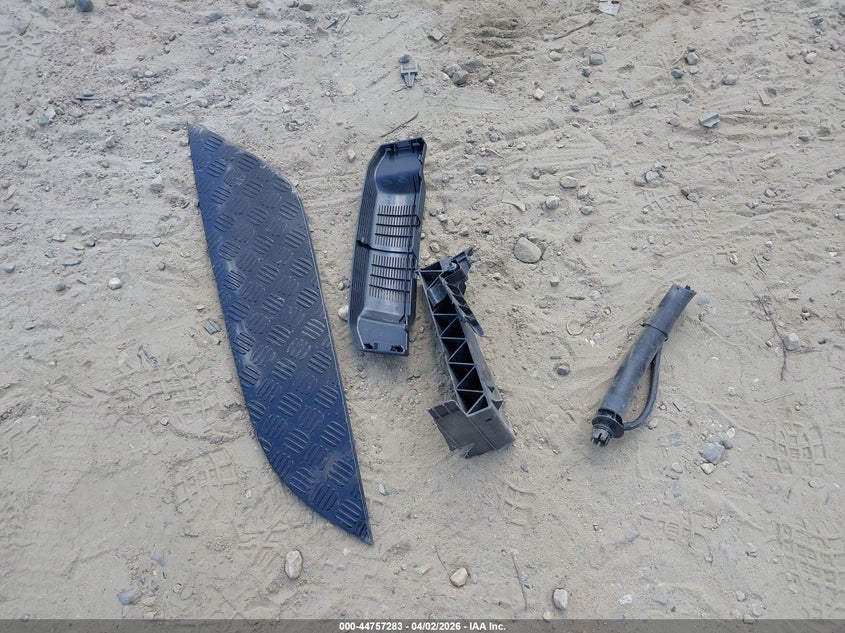 2021 Land Rover Defender 110 X-Dynamic Hse VIN: SALE3ERUXM2037981 Lot: 44757283