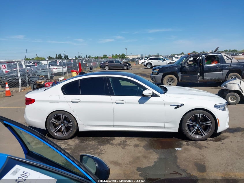 VIN: WBSJF0C57KB284544 2019 BMW M5