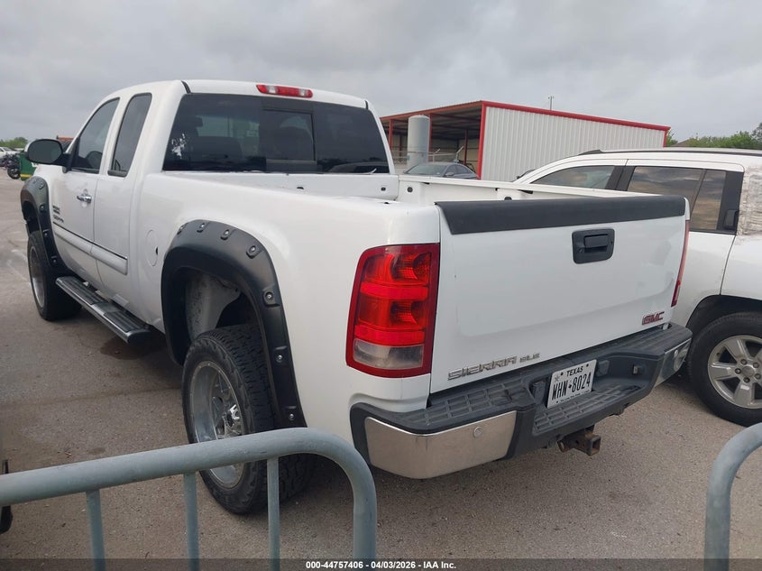 2013 GMC SIERRA PICKUP 5.3L V-8 VVT, 315HP