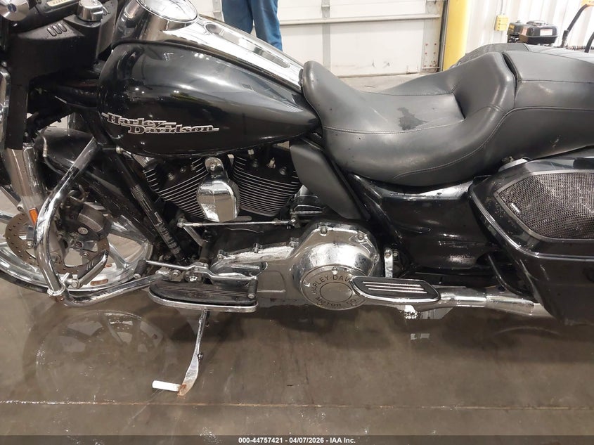 2015 Harley-Davidson Flhx Street Glide VIN: 1HD1KBM18FB679511 Lot: 44757421