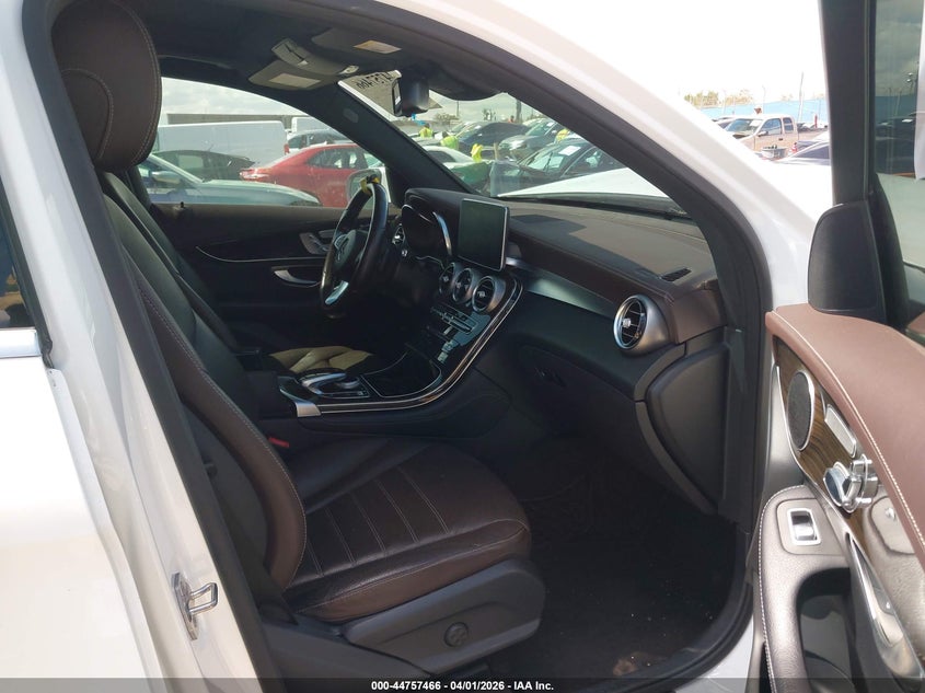 2016 Mercedes-Benz Glc 300