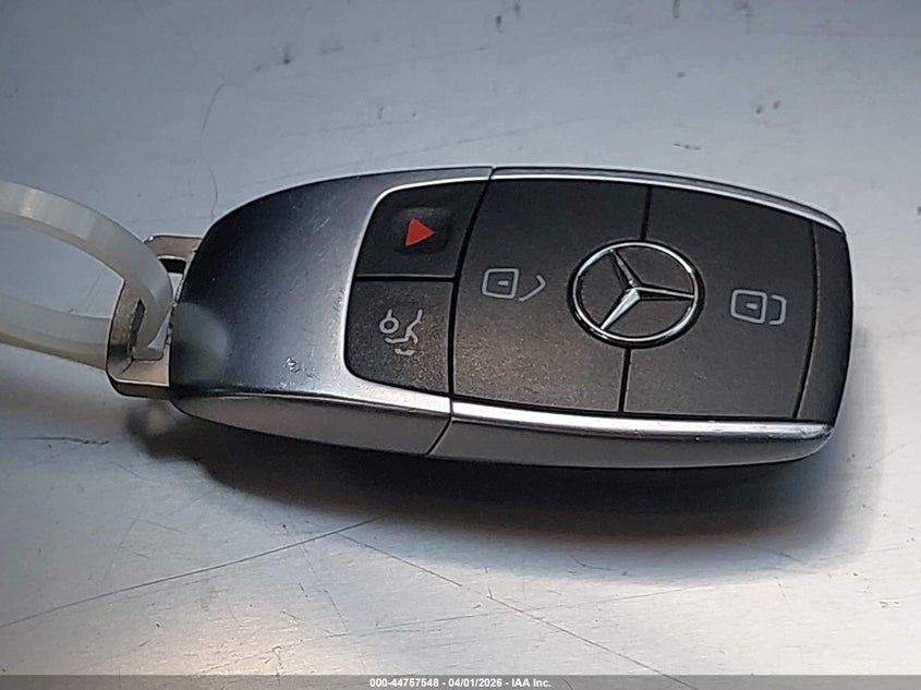 MERCEDES-BENZ GLC 300 2020 VIN WDC0G8DB1LF750458