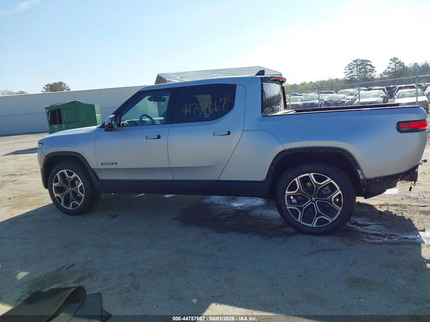 2026 Rivian R1T Dual Motor Max Pack/Performance Dual Motor Max Pack VIN: 7FCTGCAAXTN045126 Lot: 44757667