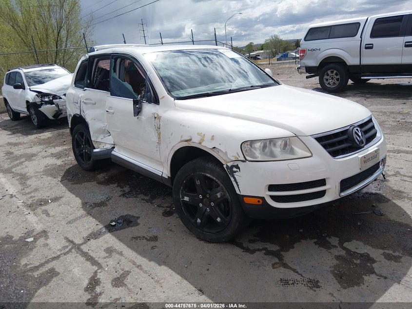 2004 Volkswagen Touareg V8 VIN: WVGEM77L94D043944 Lot: 44757675