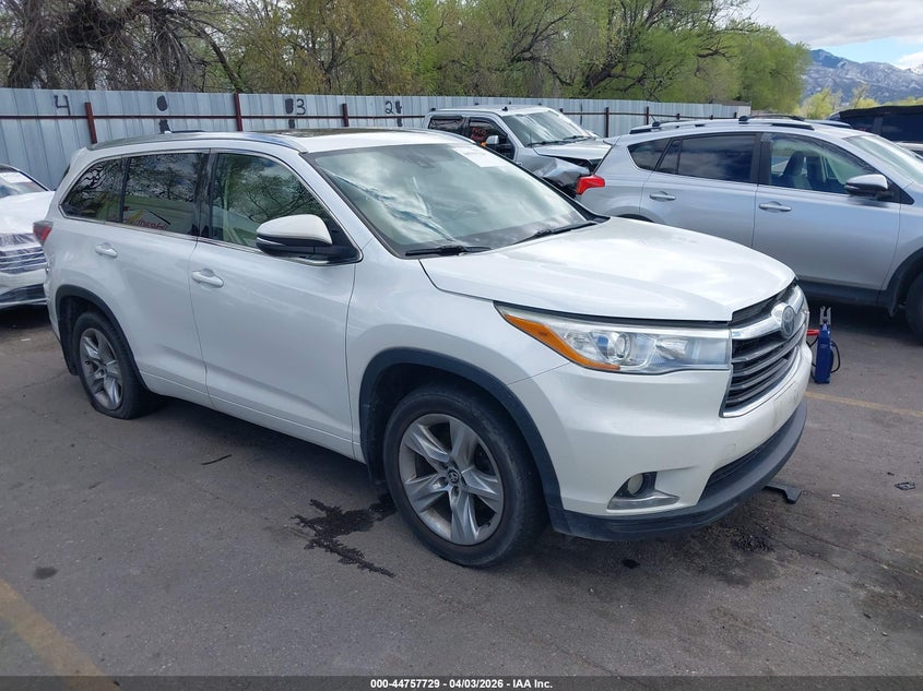 2016 Toyota Highlander Limited Platinum V6