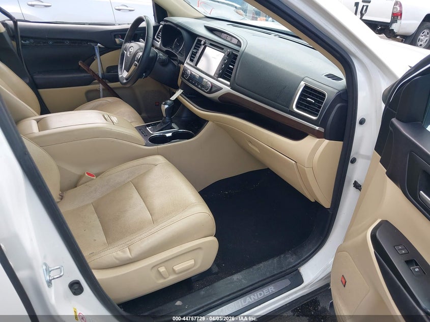 2016 Toyota Highlander Limited Platinum V6