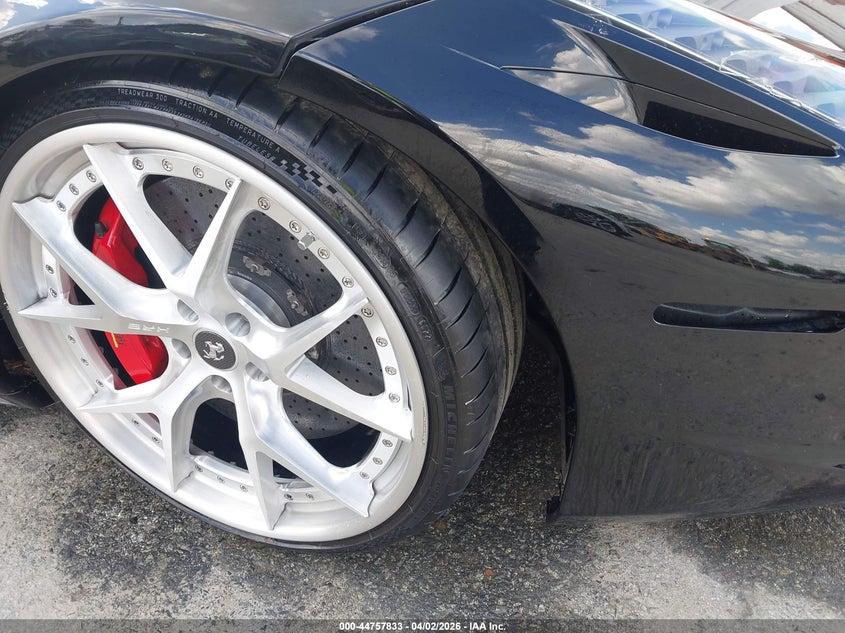 2015 Ferrari 458 Spider VIN: ZFF68NHA2F0211126 Lot: 44757833