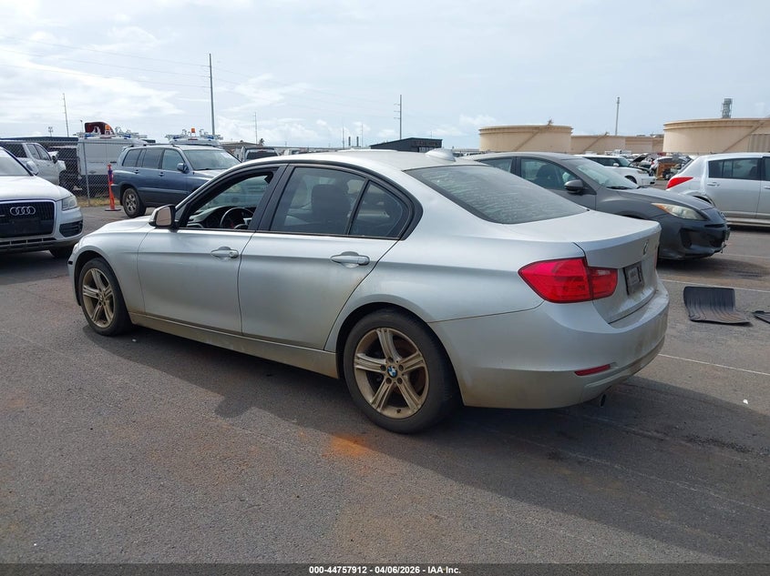 Vin: wba3b1c59dk128958, lot: 45255107, bmw 320i 20133