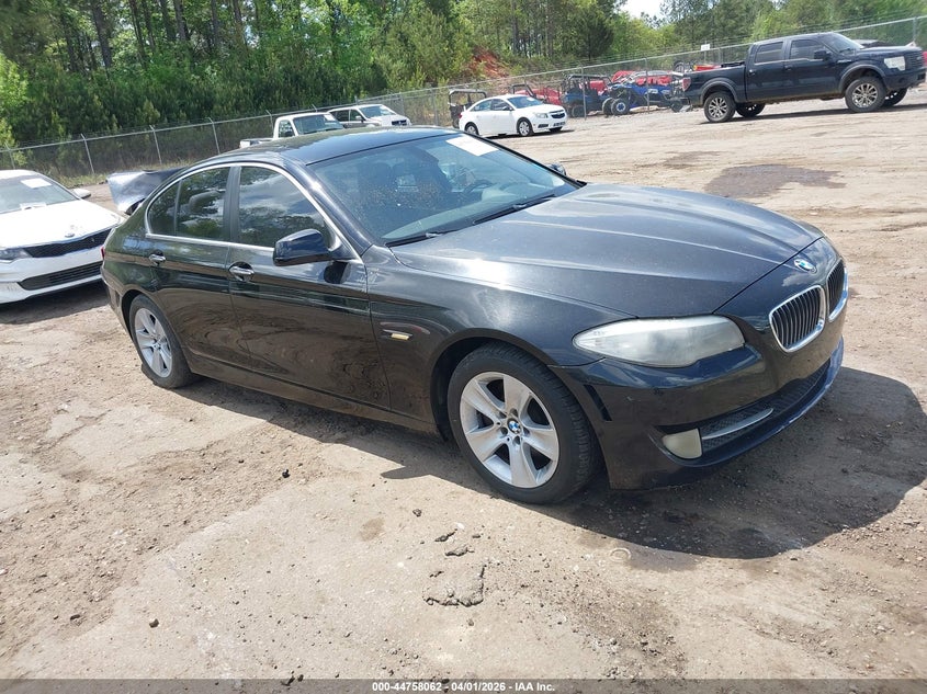 2011 BMW 528I