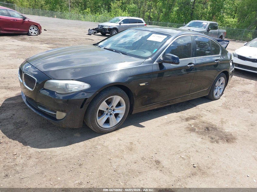 2011 BMW 528I