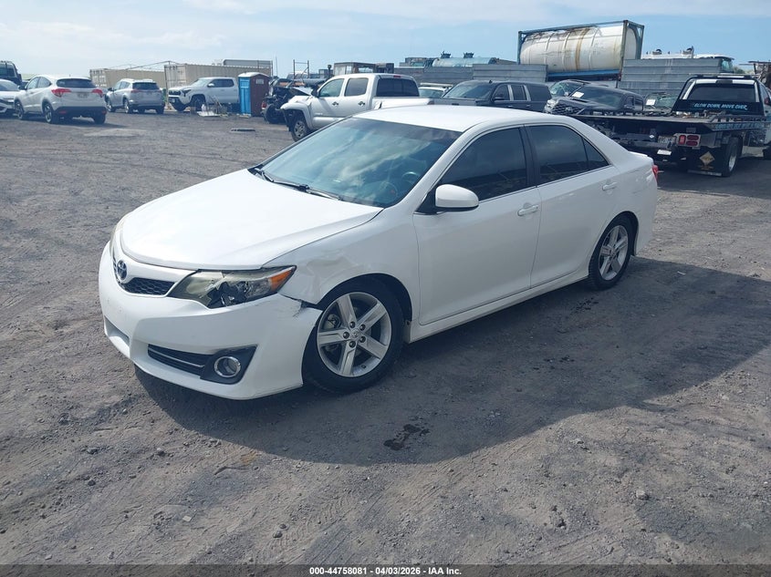 2014 Toyota Camry Se/Se Sport 4T1BF1FKXEU300758 photo 1