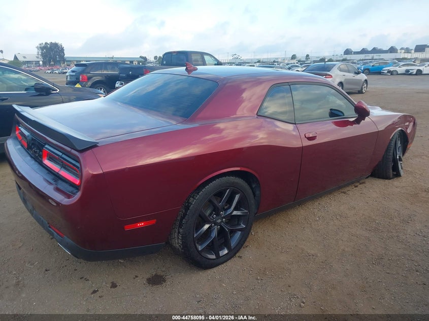 2020 Dodge Challenger Sxt