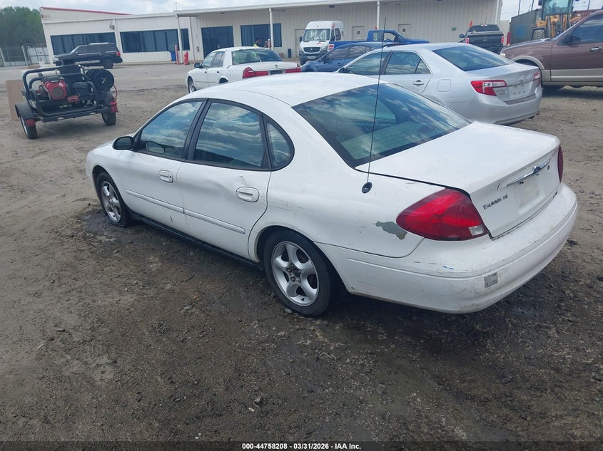 2000 Ford Taurus Se