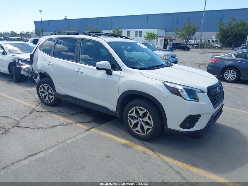 2023 Subaru Forester Premium
