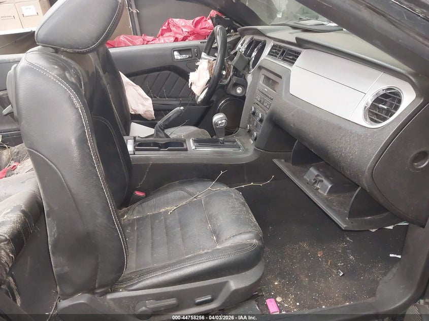 2010 Ford Mustang Gt/Gt Premium