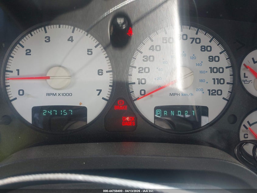 2005 Dodge Ram 1500 Slt/Laramie VIN: 1D7HU18DX5S208358 Lot: 44758400