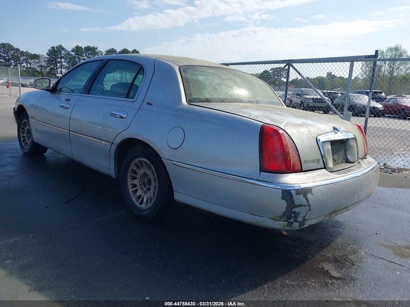 1999 Lincoln Town Car Cartier