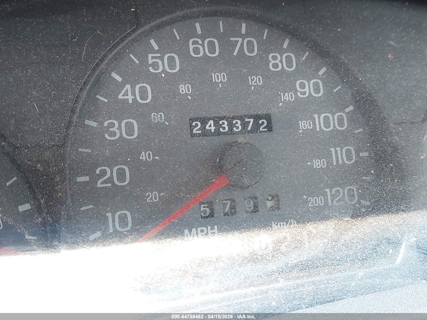 2001 Mercury Grand Marquis Gs VIN: 2MEFM74W21X624664 Lot: 44758462