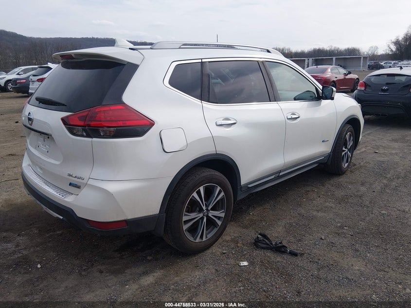 2017 Nissan Rogue Hybrid Sl