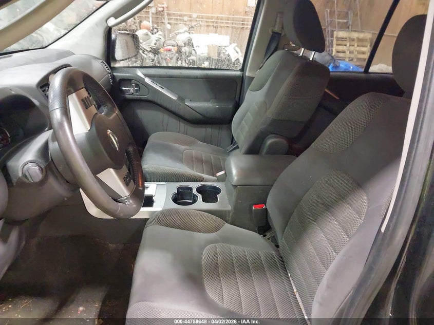 2012 Nissan Pathfinder Sv