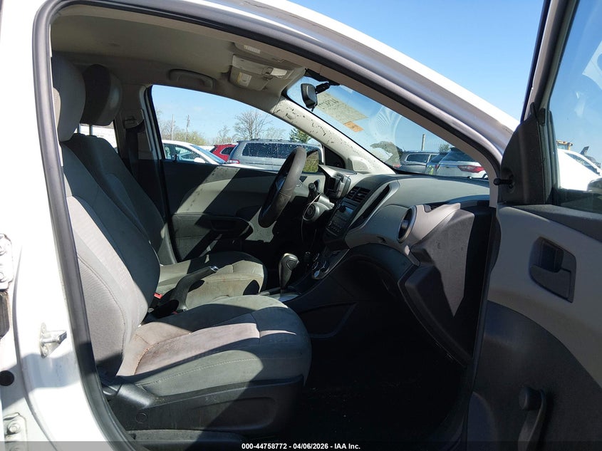 2016 Chevrolet Sonic Ls Auto