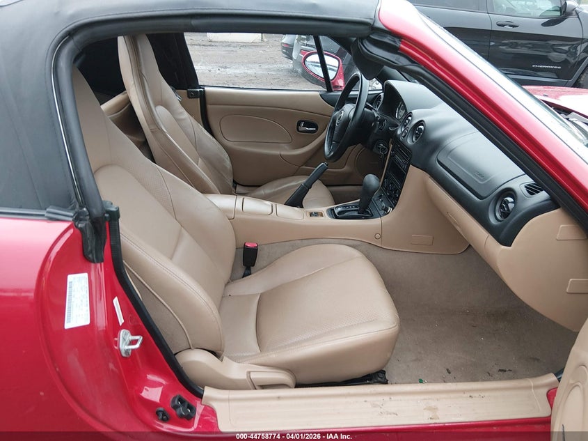 2001 Mazda Mx-5 Miata Ls/Special Edition VIN: JM1NB353310211912 Lot: 44758774