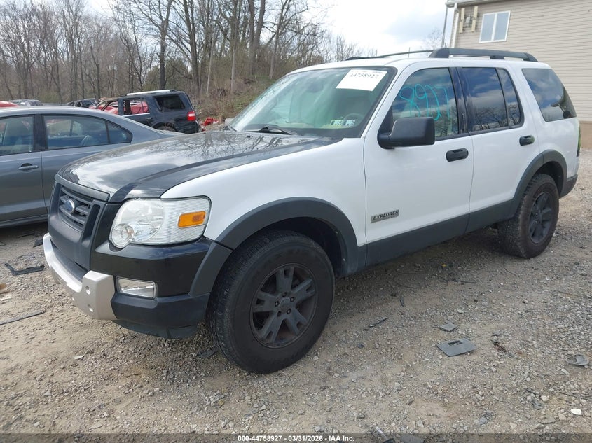 2006 Ford Explorer Xlt
