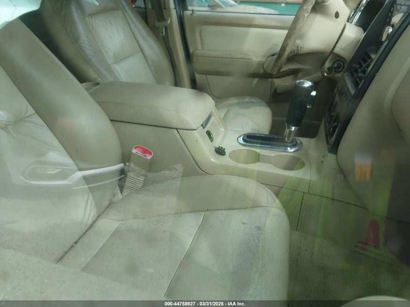 2006 Ford Explorer Xlt