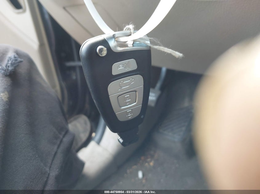 2012 Hyundai Veracruz Limited VIN: KM8NU4CCXCU198747 Lot: 44758954