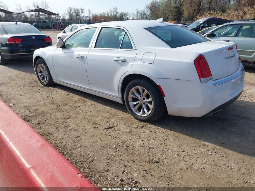 2015 Chrysler 300 Limited