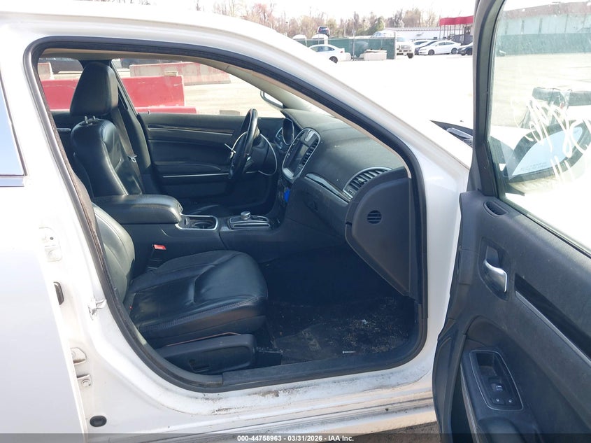 2015 Chrysler 300 Limited