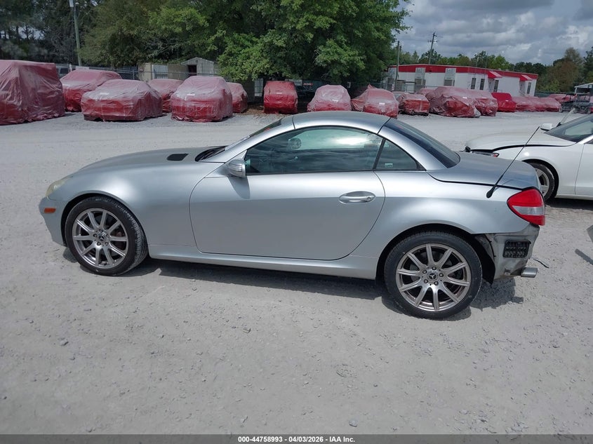 2005 Mercedes-Benz Slk 350 VIN: WDBWK56FX5F050209 Lot: 44758993