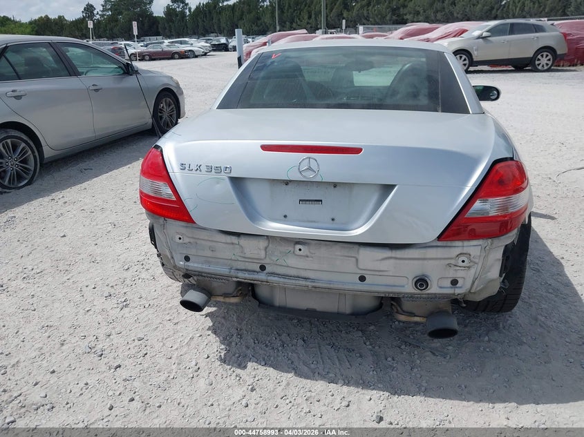 2005 Mercedes-Benz Slk 350 VIN: WDBWK56FX5F050209 Lot: 44758993