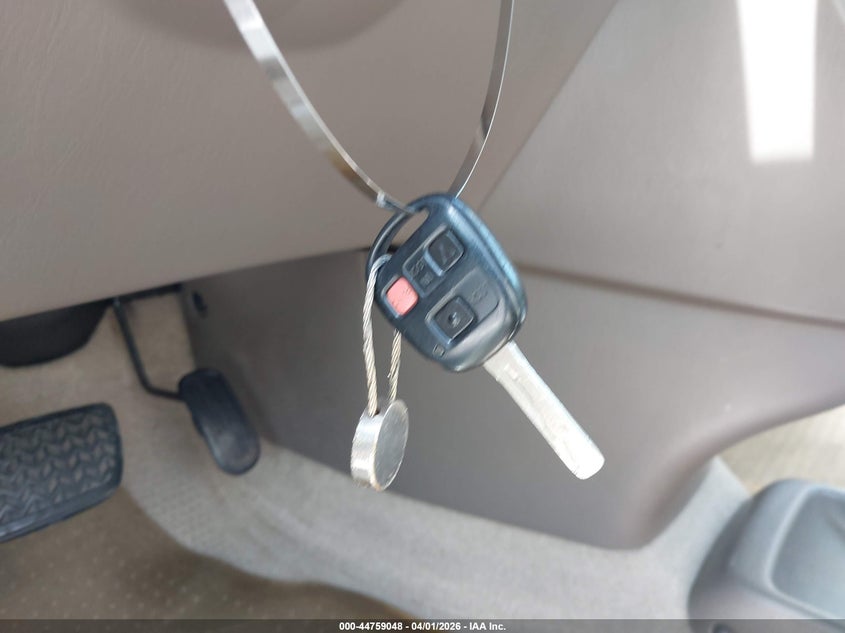 2000 Lexus Rx 300 VIN: JT6GF10U7Y0044697 Lot: 44759048