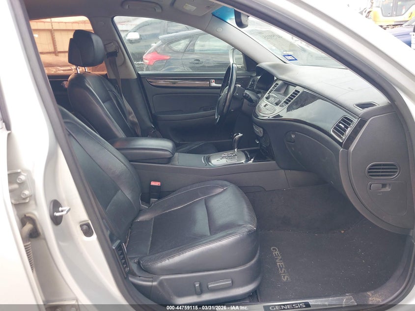 2013 Hyundai Genesis 3.8