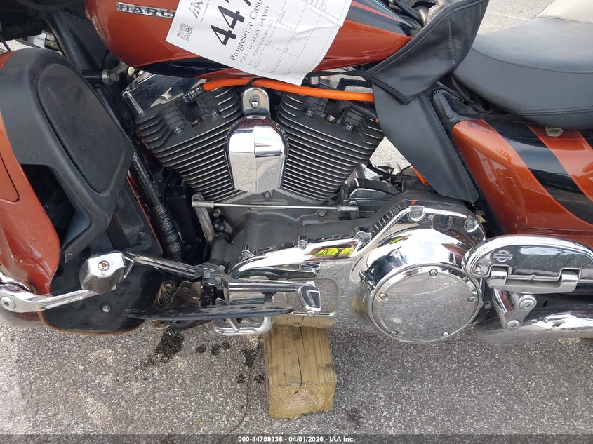 2015 Harley-Davidson Fltruse Cvo Road Glide VIN: 1HD1TAN18FB953022 Lot: 44759136