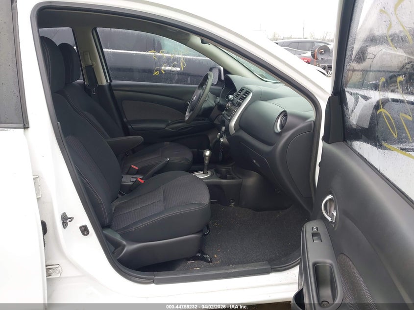 2014 Nissan Versa 1.6 Sl