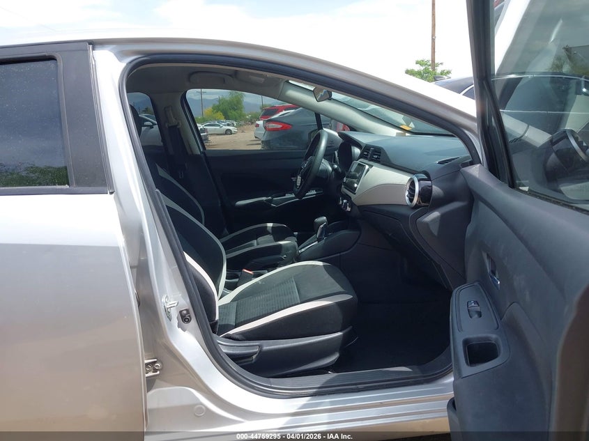 2021 Nissan Versa Sv Xtronic Cvt