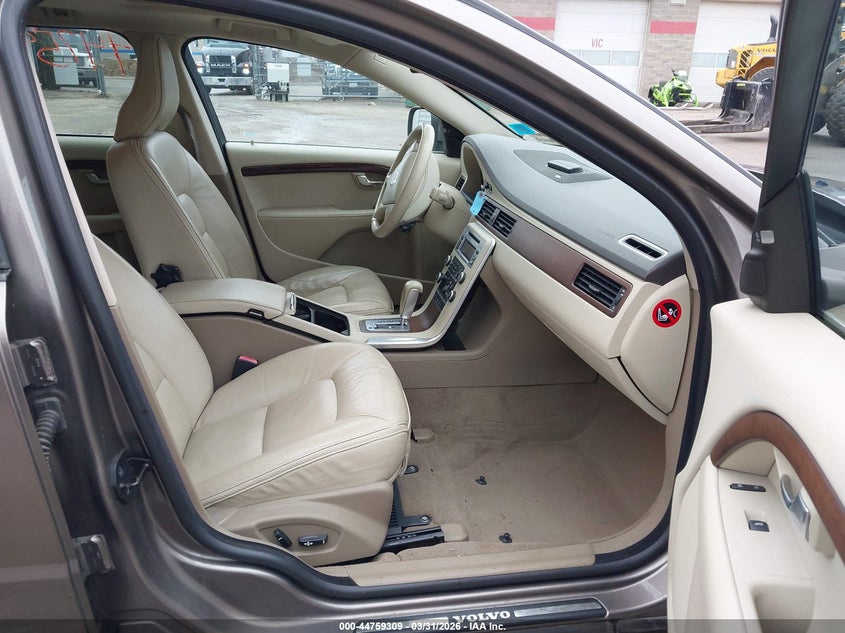 2011 Volvo Xc70 3.2 VIN: YV4940BZ7B1101604 Lot: 44759309