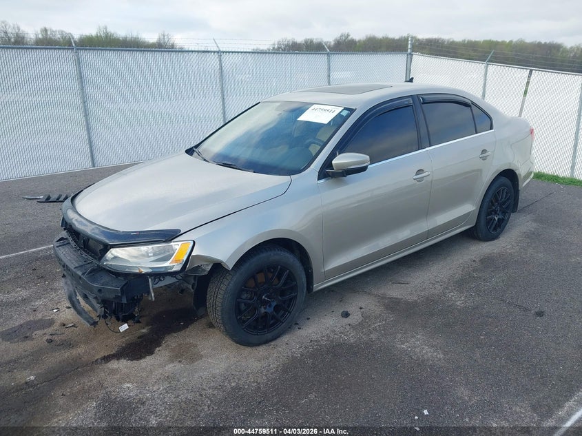 2015 VOLKSWAGEN JETTA 2.0L TDI SE · Фото 2