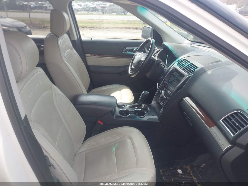 2017 Ford Explorer Platinum