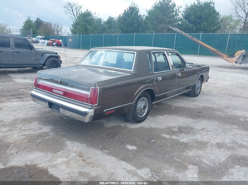 1985 Lincoln Town Car