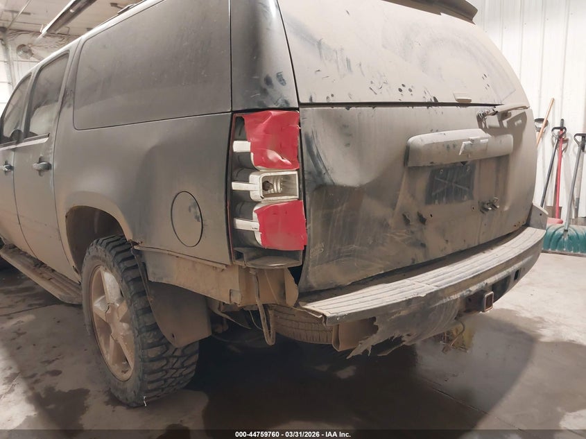 2007 CHEVROLET SUBURBAN 1500 auction photo 6