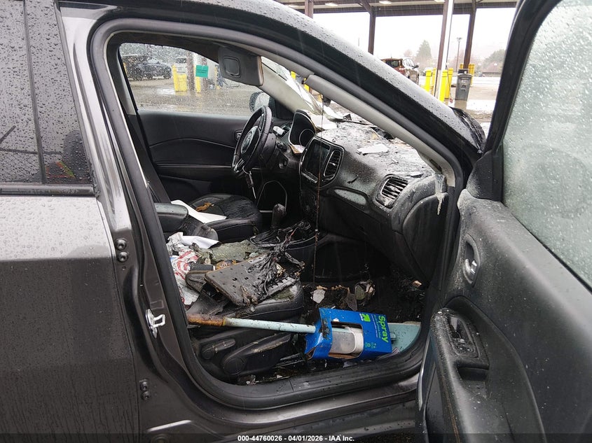 2020 Jeep Compass Limited Fwd