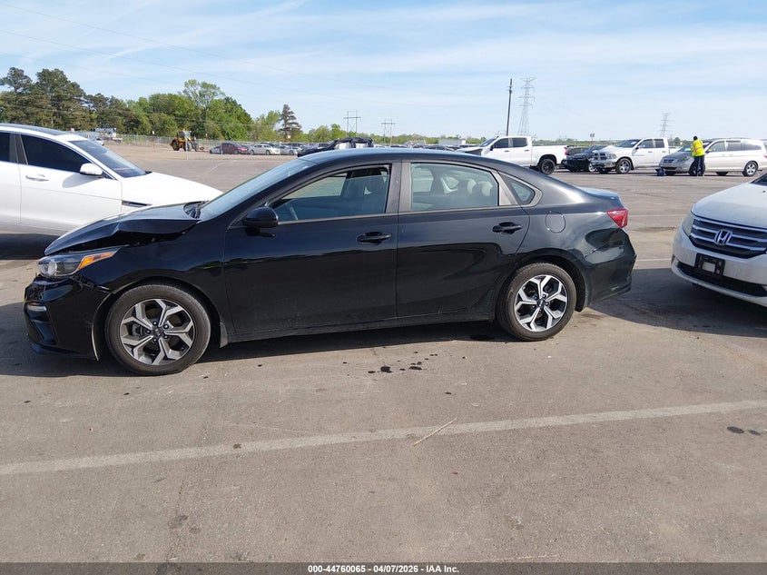 VIN 3KPF24ADXME389403 2021 KIA FORTE LXS