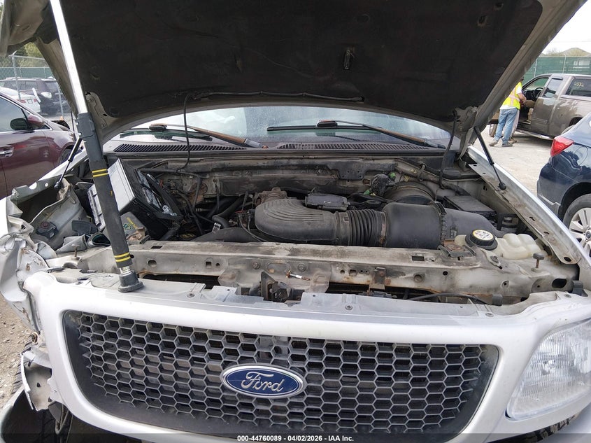 2001 FORD F-150 PICKUP 5.4L V-8 260HP