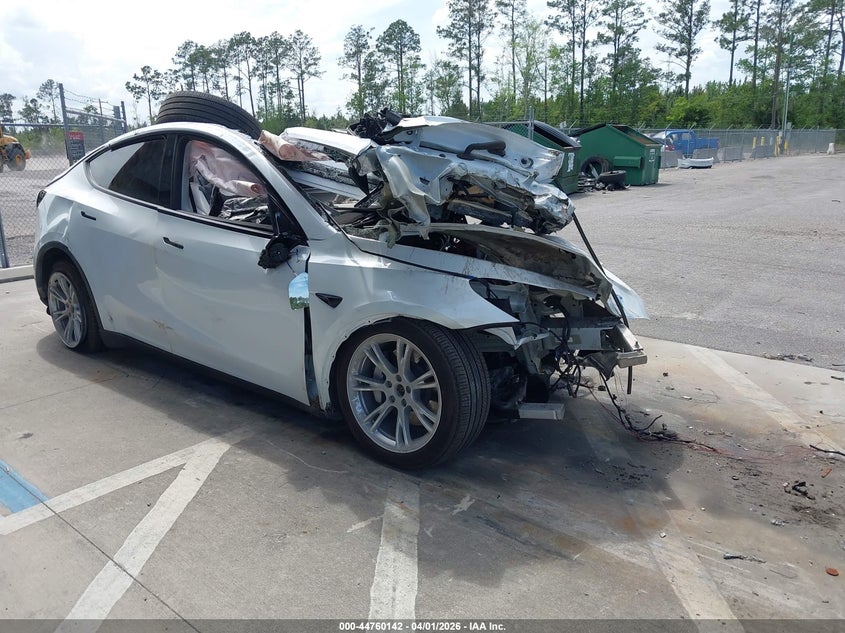 2024 Tesla Model Y Long Range Dual Motor All-Wheel Drive