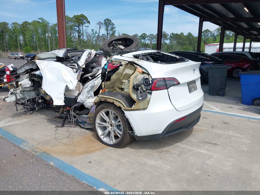 2024 Tesla Model Y Long Range Dual Motor All-Wheel Drive