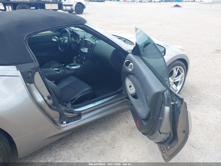 2010 Nissan 370Z Touring